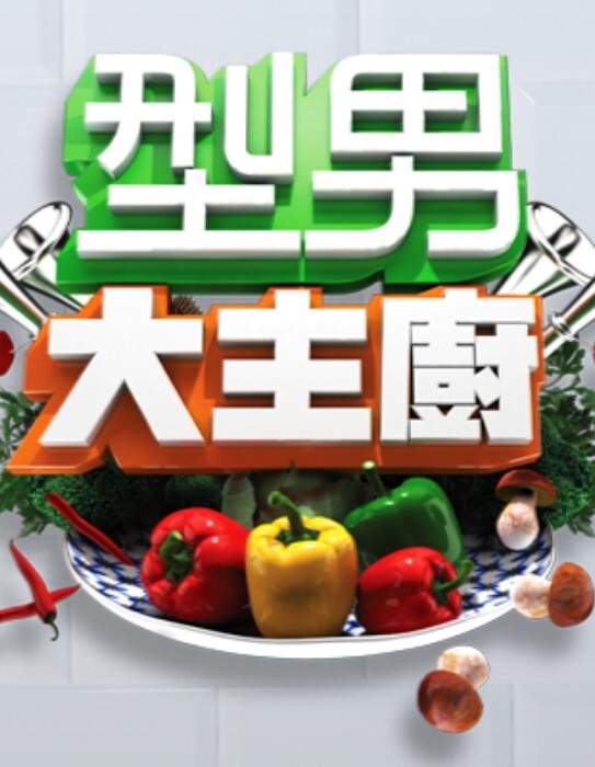 【黑料泄密】反差露脸骚女，换上情趣衣秒变小母狗，卖力吹箫，口爆一滴不剩全射嘴里 - 91爆料